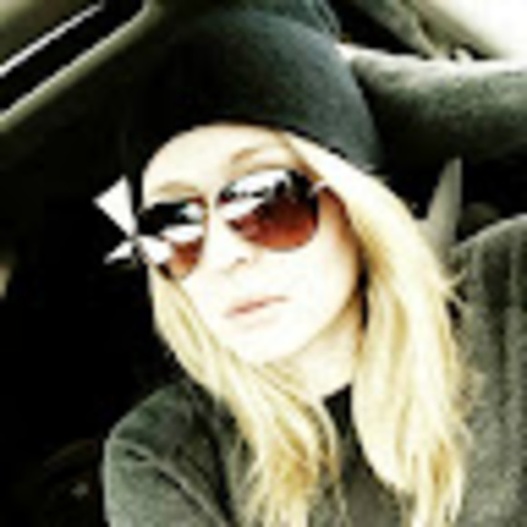 Meet your Posher, K - Picture 1 of 1